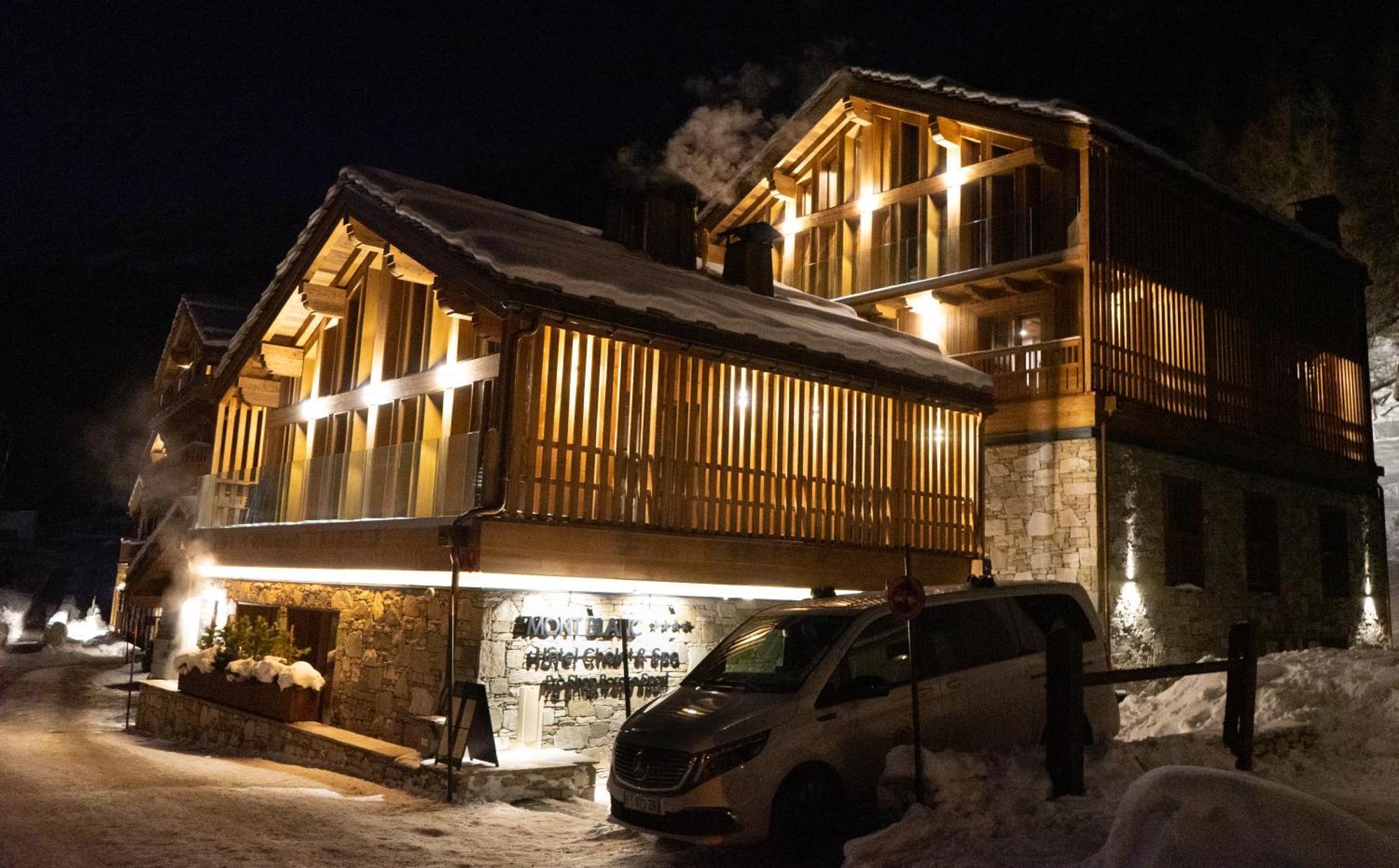 Hotel Mont-Blanc Val D'Isere ภายนอก รูปภาพ