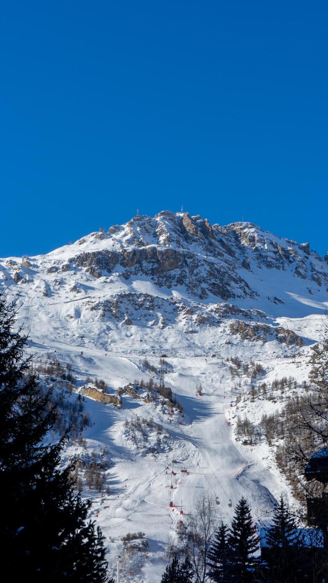 Hotel Mont-Blanc Val D'Isere ภายนอก รูปภาพ
